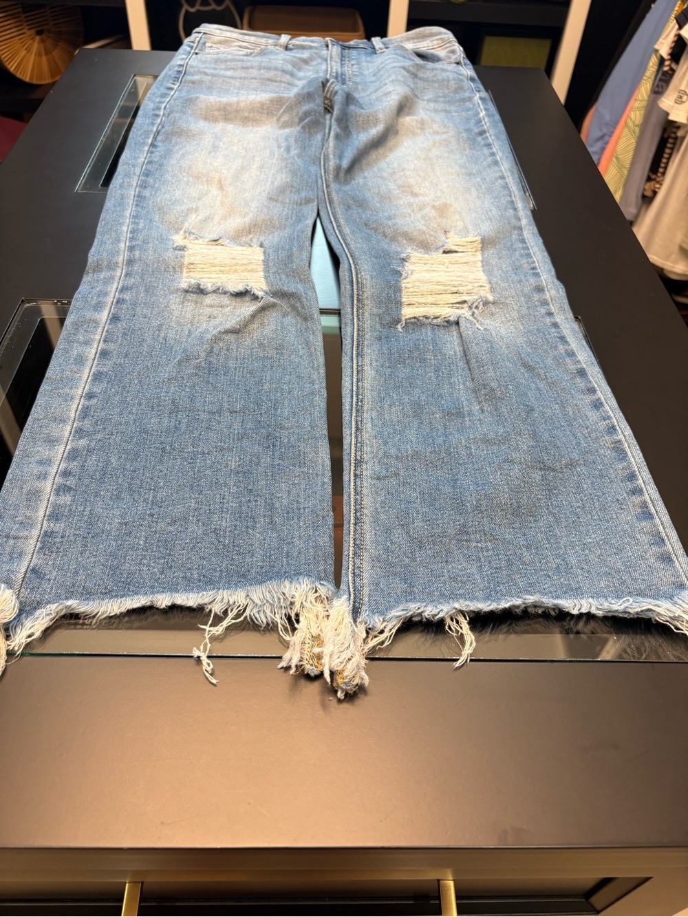 Altar'd State Light Blue Distressed Cropped Jeans - Picture 6 of 12